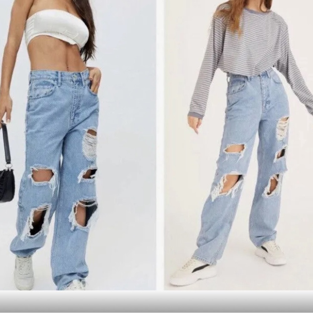 BDG high-rise baggy jean with rips. Size 28